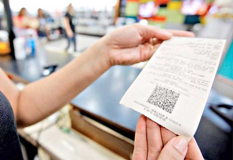 Cómo elegir el papel térmico adecuado para tu impresora de tickets o datáfono Cómo elegir el papel térmico adecuado para tu impresora de tickets o datáfono